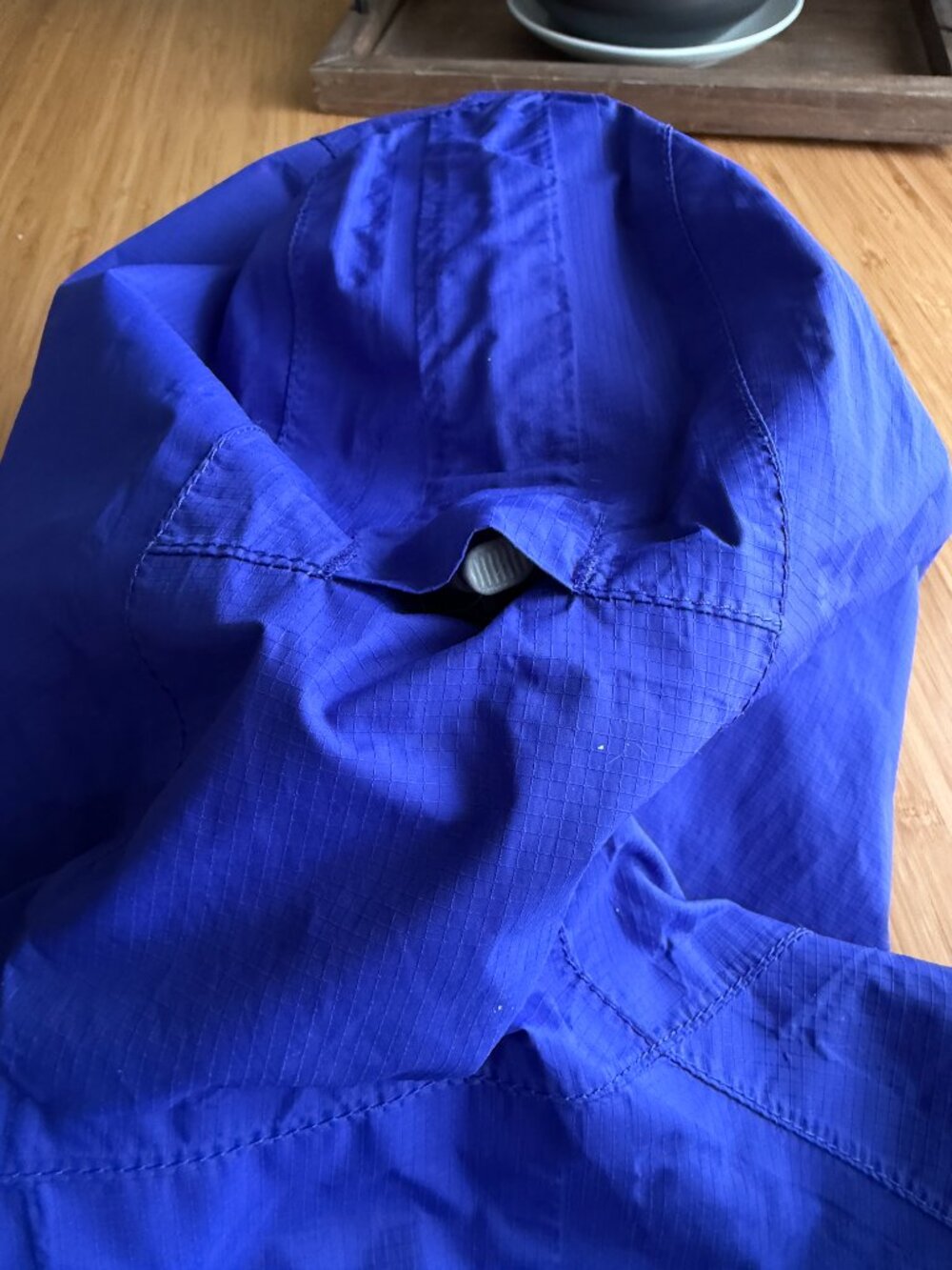 The North Face Rain Coat Jacket EUC - Picture 13 of 16
